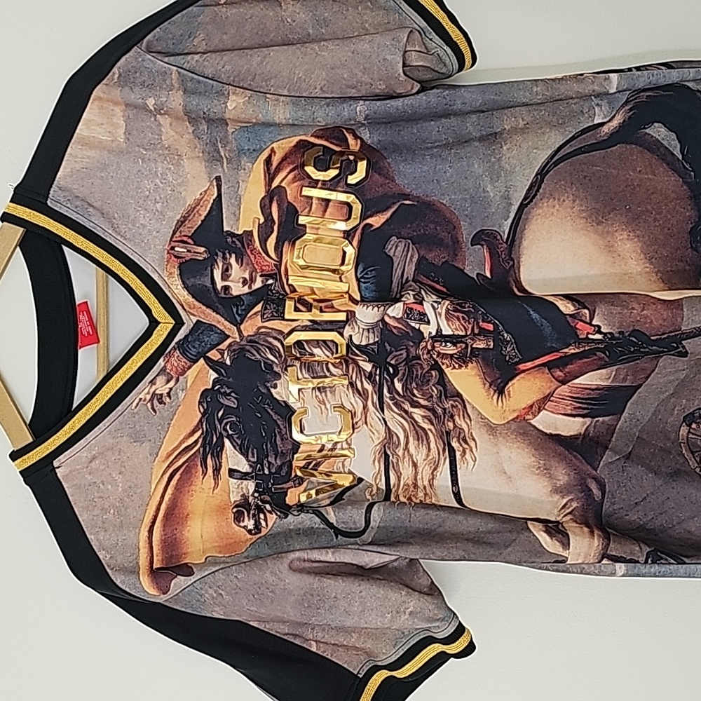 Victorius Shirt Mens L 3D Graphic Metallic 2-Sided Bold Horse Bandana EUC